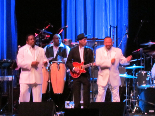 The Intruders performed their major hit, "When We Get Married." 