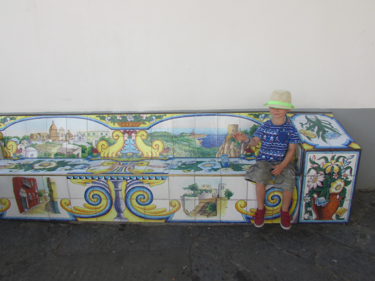 We had never seen a public bench like this before - I think the two local ladies at the other end were quite bemused as we photographed it! (AnaCapri - in the square opposite the bus stop).