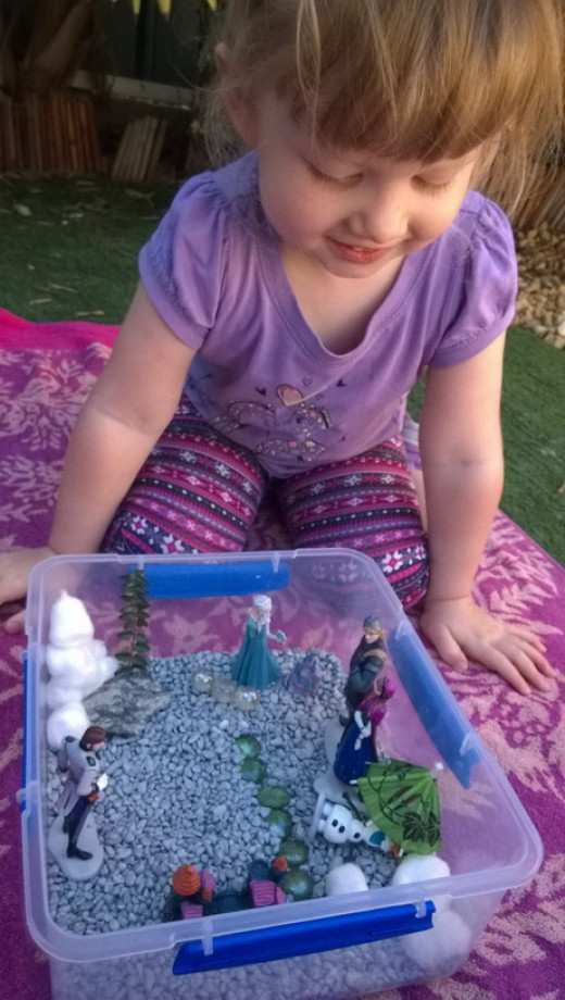 How To Make A Frozen Movie Doll Garden For Inside Play