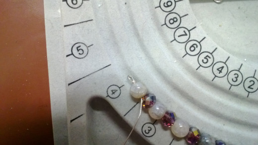 Make sure not to pull the loop too tight so the jump-ring can't fit!