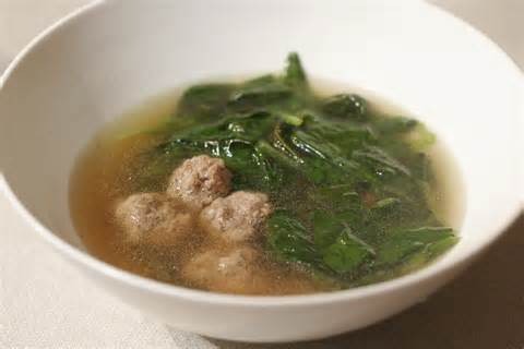 Plain bowl of wedding soup with no carrots or pastina