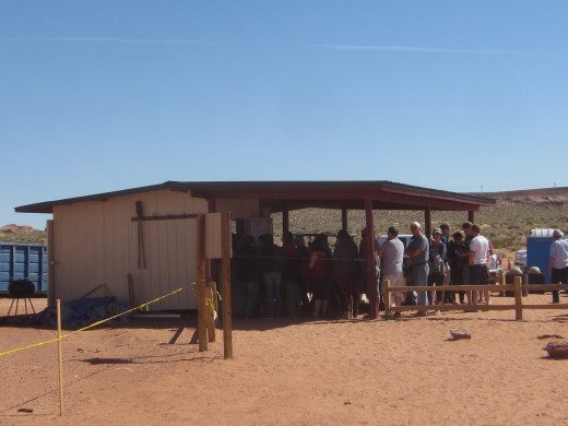 Registration and Fee booth for Ken's Tours at Lower Antelope Canyon