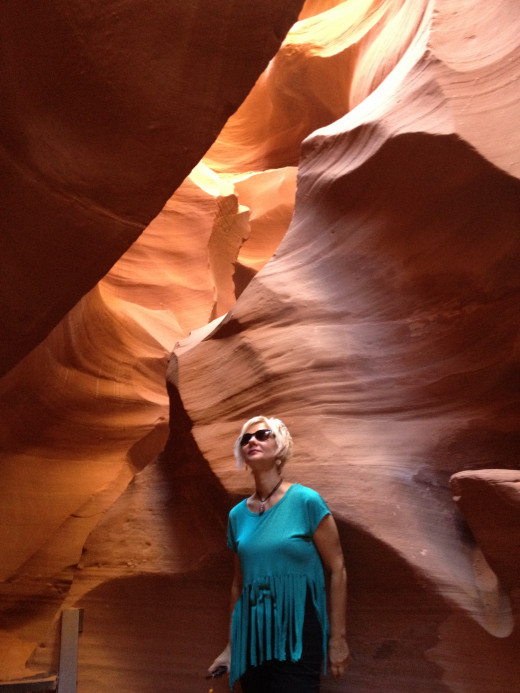 Looking up at the sculptured walls of Lower Antelope Canyon