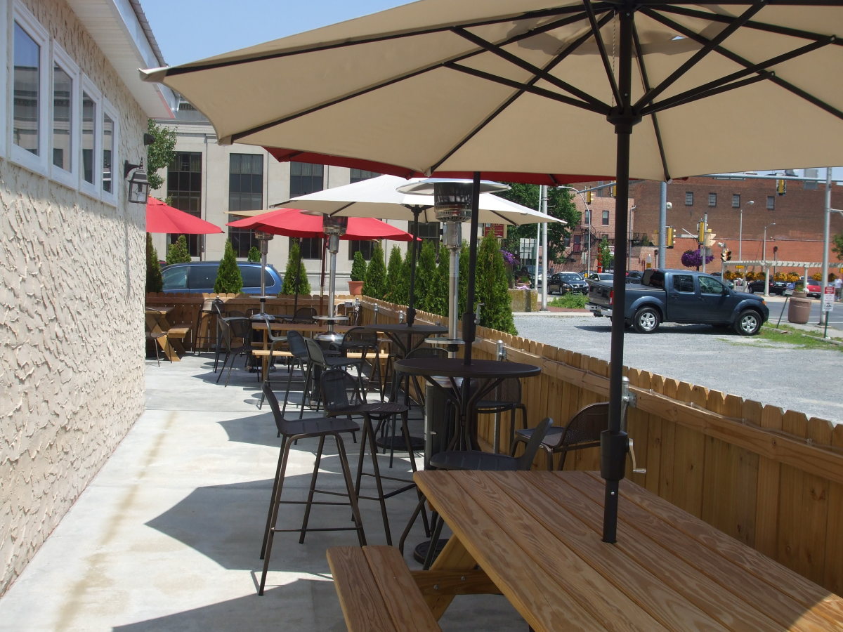 An inviting outdoor deck at Snitz Creek Brewery.