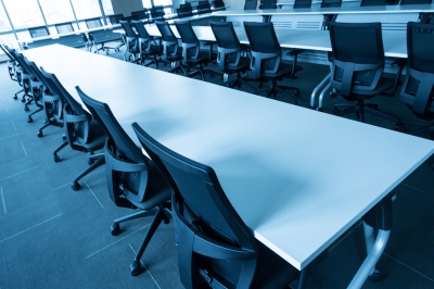 Chairs/Tables