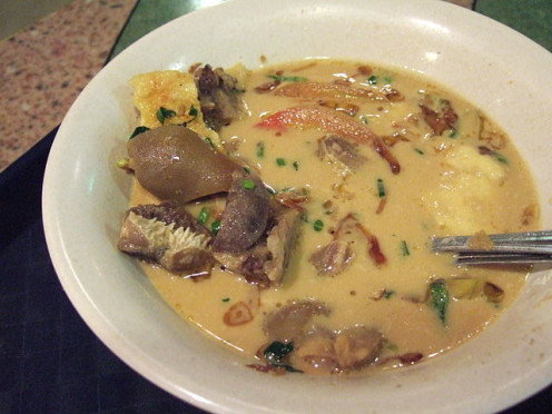 Soto (Indonesian Soup) - Image License: http://creativecommons.org/licenses/by-sa/3.0/legalcode 