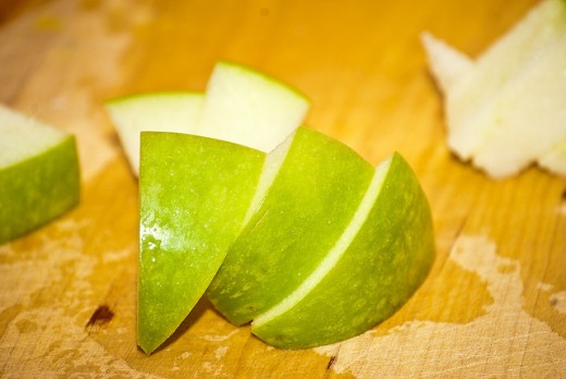 Leave the peels on your apples in order to make the most of the nutrients in the peel.