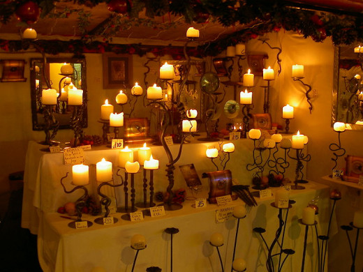 Homemade candles are perfect Christmas gift