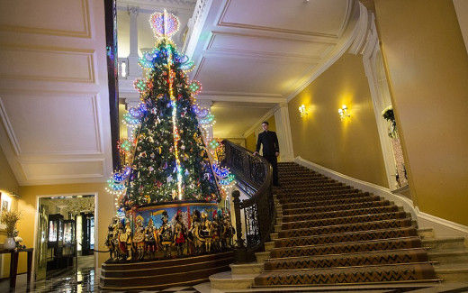 Christmas Tree at Claridge's