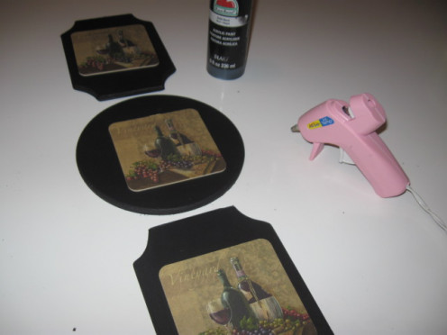 How to attach components for large hanging plaque