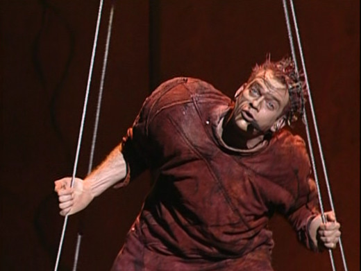 Garou as Quasimodo
