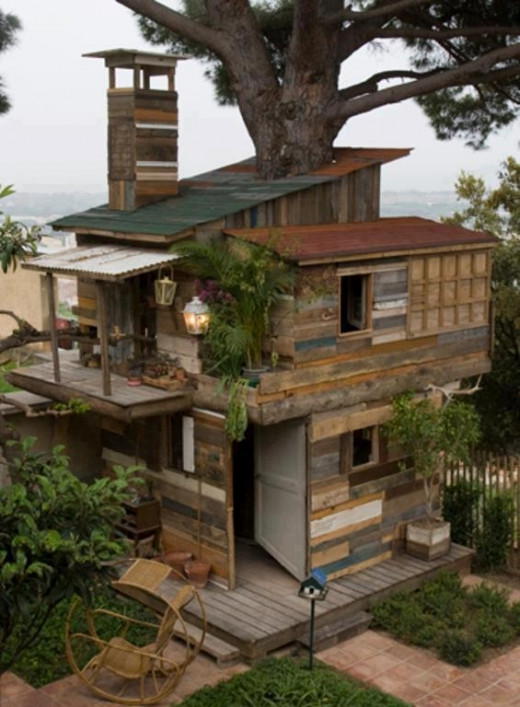 a pirate off grid home