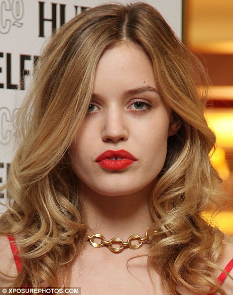 Georgia May Jagger with red lipstick. She is the daughter of Mick jagger