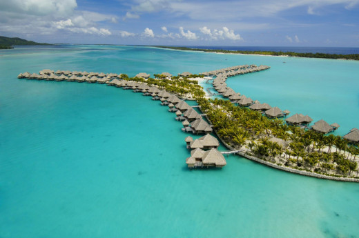 Over the last few years several resorts both luxurious and with basic accommodations have sprung up surrounding the lagoon over the water on stilts 