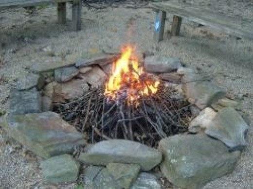 How to Build a Fieldstone Fire Pit | Dengarden