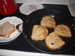 Frying up french toast in my Calphalon pans