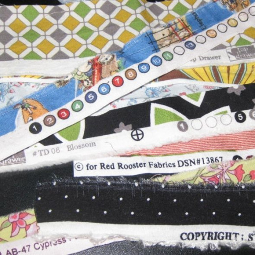 Strips of selvage fabric.