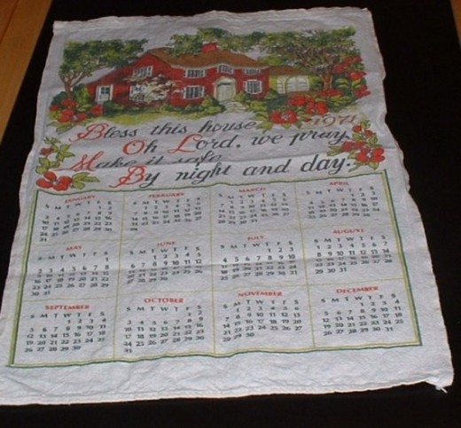Vintage tea towel calendar from 1971.