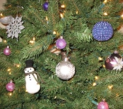 Knit Beaded Christmas Ornament