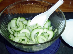 Japanese Cucumber Salad