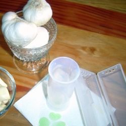 Easy to Use Garlic Peeler - How to Peel Garlic Easily