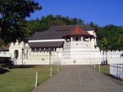 Temple of sacred tooth relic in Kandy