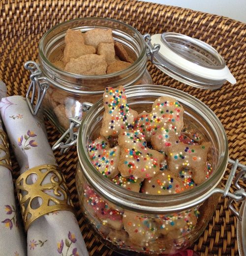 These smaller Fido jars hold about 4 dozen cookies - Copyright L Kathryn Grace, all rights reserved