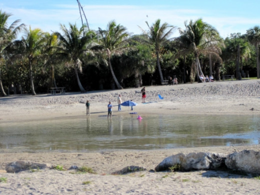 swimming hole at Jupiter Beach Park photo by mbgphoto