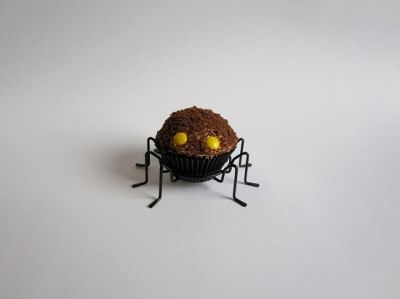 Blackout Spider Cupcakes