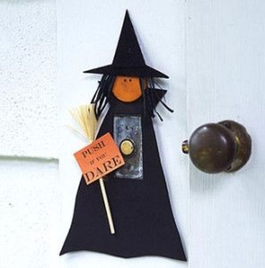 halloween-artisanat-sorcière Sonnette