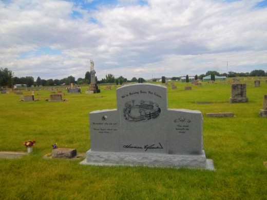 Harmon Killebrews headstone