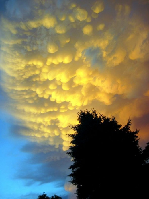 Awesome sunset and clouds in Payette Idaho