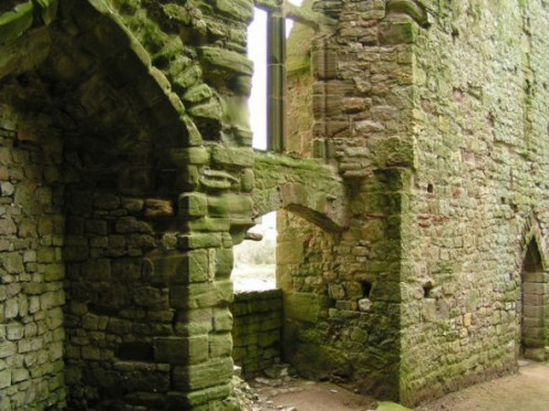 Interior shot of Chepstow Castle used as the ruin of Castle Belleme in The Enchantment from season 2 and Caerleon Castle from The Inheritance. Credit: andy dolman [CC-BY-SA-2.0 (www.creativecommons.org/licenses/by-sa/2.0)], via Wikimedia Commons
