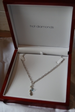 Hot - present - diamonds - gifts