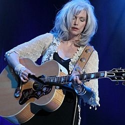 Emmylou Harris Country Music Star