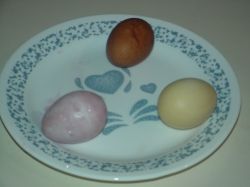 Eggs Dyed with Food Naturally