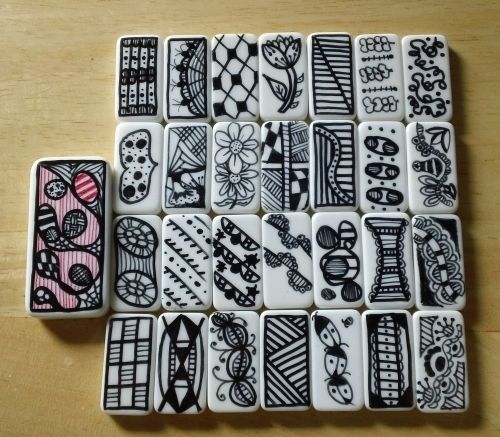 mini domino doodles