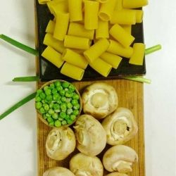 Pasta with creamy mushrooms