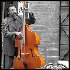 San Francisco Street musician*** by Hot Flash Photography    74 comments    65 faves       Tagged with sanfrancisco, door, musician, canon ...     Taken on December 15, 2006, uploaded December 17, 2006     Taken in Union Square, San Francisco, CA, Un