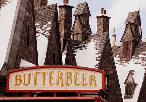 Wizarding World of Harry Potter Butterbeer Cart and Rooftops