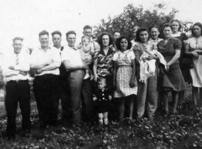 A Smith family gathering in 1940