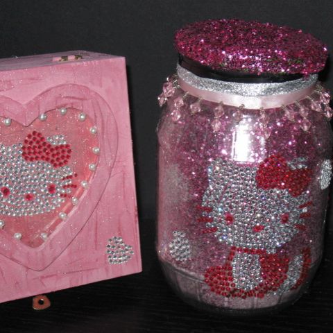 Hello Kitty glowing nightlight