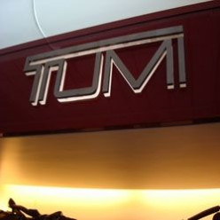 Tumi : What the Heck is Tumi?