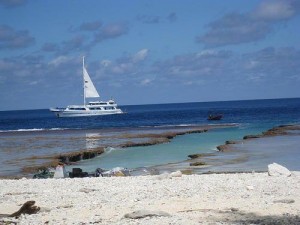 Nikumaroro and TIGHAR boat