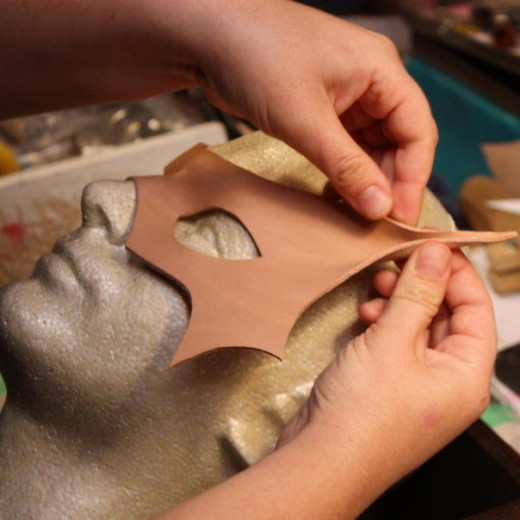 Leather Craft Tutorials Beginner's Guide & DIY Project Ideas ★ HubPages