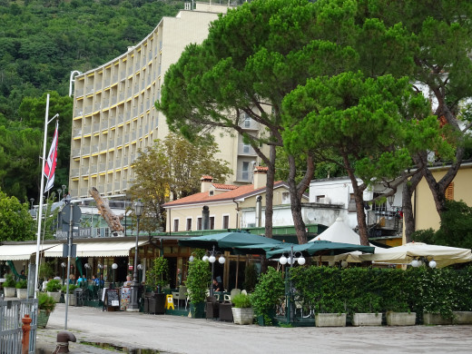 resort near the Castle