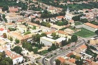 An aerial picture of Nagyszentmiklos as it is now.