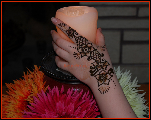 by Henna Bee