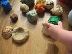 Molding play-dough