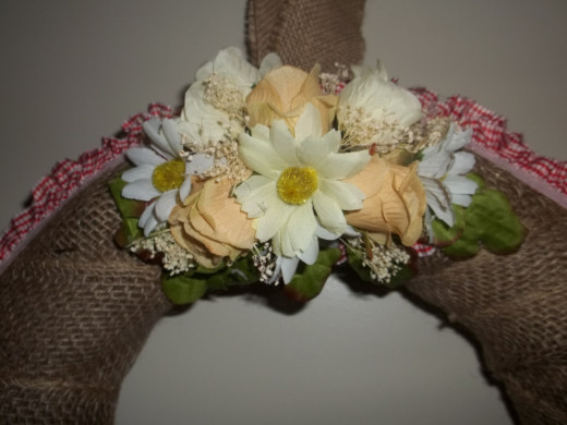 This is the bouquet for the top of the Rose Rustic Wreath